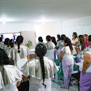 Curso de Introdução Bíblica Verbo da Vida certificou 18 alunas