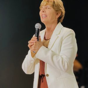 Conferência Rhema edificou graduados em Brasília (DF)