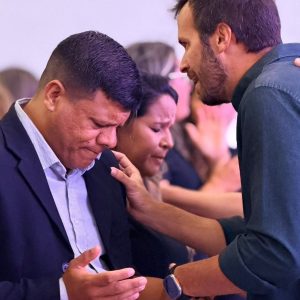 Em clima de festa, Igreja em Sumé (PB) inaugurou novo templo