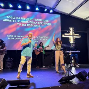 Cruzadas e avivamento ampliaram ministério de Janio Cesar