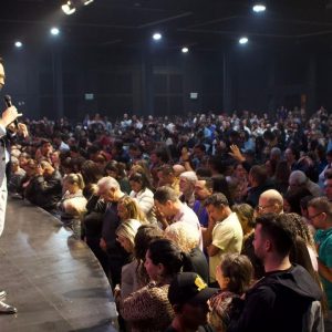 Cruzadas e avivamento ampliaram ministério de Janio Cesar