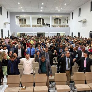 Cruzadas e avivamento ampliaram ministério de Janio Cesar