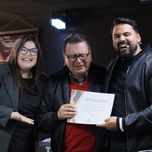 Acompanhe o crescimento da igreja em La Paz em quatro anos