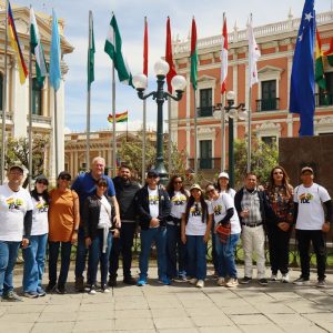 Acompanhe o crescimento da igreja em La Paz em quatro anos