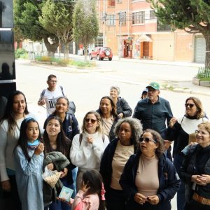 Acompanhe o crescimento da igreja em La Paz em quatro anos