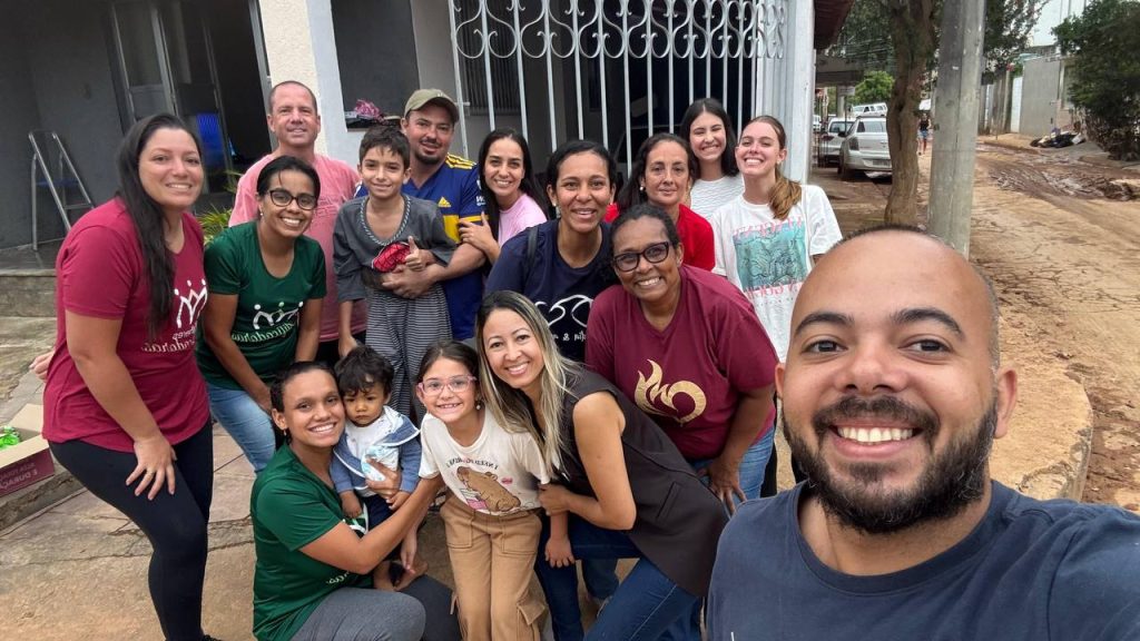 Em meio ao caos, a igreja fez a diferença em Juiz de Fora (MG)
