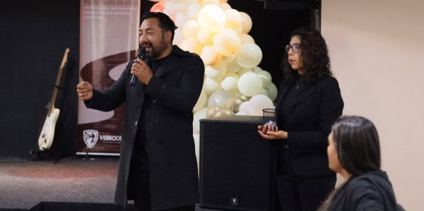 Escola Bíblica Verbo da Vida em La Paz, Bolívia, está avançando com novos diretores nativos