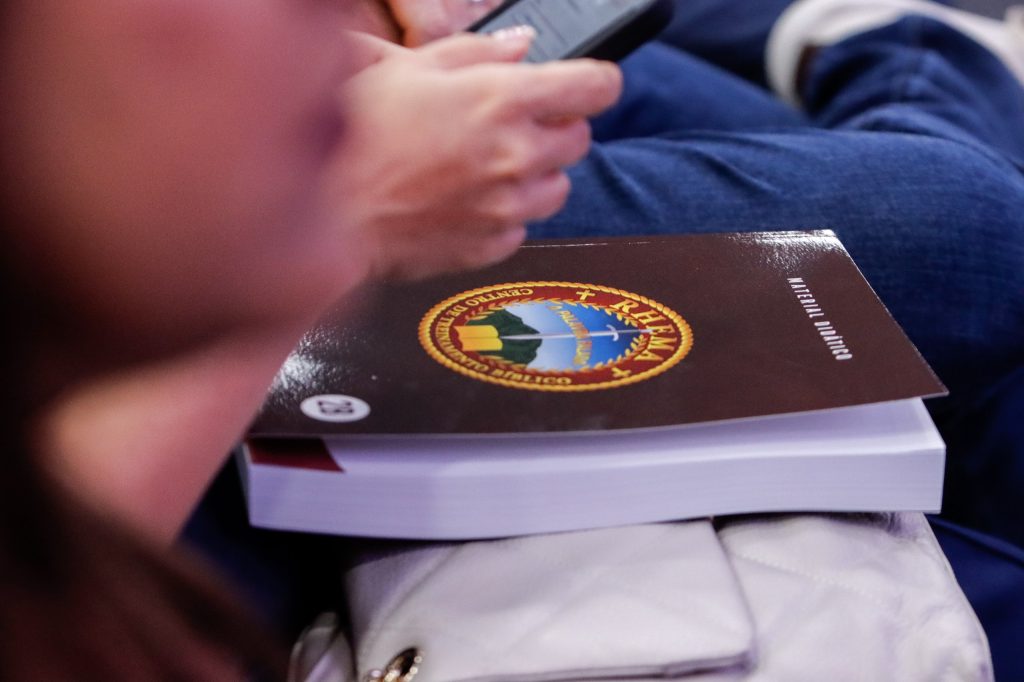 MÓDULOS RHEMA mais de 25 toneladas de conhecimento
