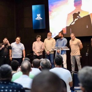 Homens são despertados para responsabilidade em conferência