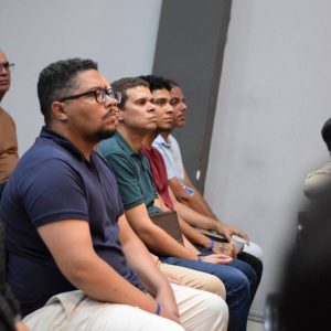 Homens são despertados para responsabilidade em conferência