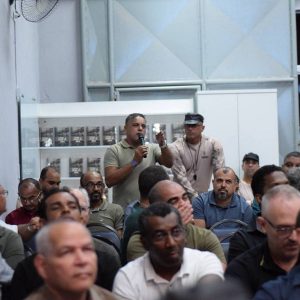 Homens são despertados para responsabilidade em conferência
