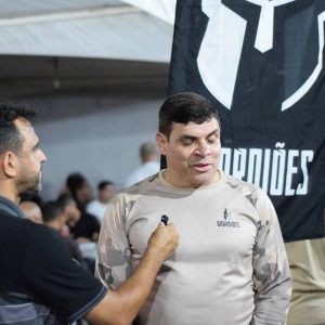 Homens são despertados para responsabilidade em conferência