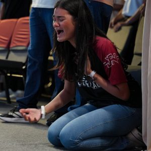 Meninos e meninas foram alcançados por respostas divinas