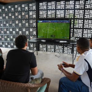 Meninos e meninas foram alcançados por respostas divinas