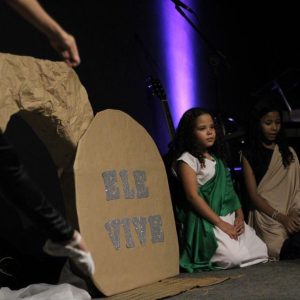 Confira como igrejas celebraram a Páscoa com criatividade