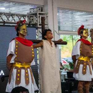 Confira como igrejas celebraram a Páscoa com criatividade