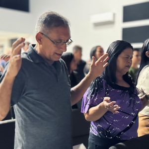 Verbo em Soledade celebra transição com imposição de mãos