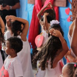Igrejas promovem Páscoa com fé, arte e impacto social