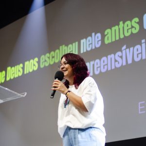 Conferência reuniu jovens e destacou identidade em Cristo