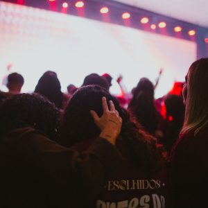 Conferência reuniu jovens e destacou identidade em Cristo