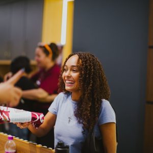 Conferência reuniu jovens e destacou identidade em Cristo