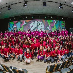Conferência reuniu jovens e destacou identidade em Cristo