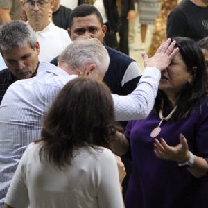 Mais de 19 mil horas de oração despertam mover em Olinda (PE)