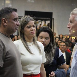 Mais de 19 mil horas de oração despertam mover em Olinda (PE)