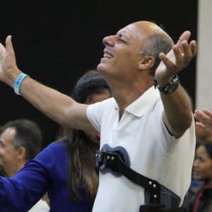 Mais de 19 mil horas de oração despertam mover em Olinda (PE)