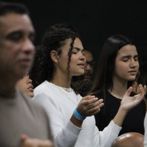 Mais de 19 mil horas de oração despertam mover em Olinda (PE)