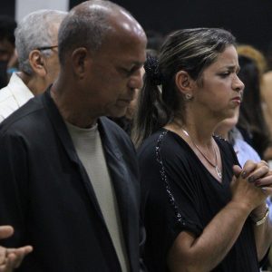 Mais de 19 mil horas de oração despertam mover em Olinda (PE)