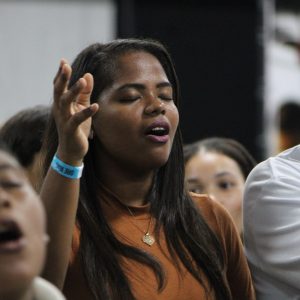 Mais de 19 mil horas de oração despertam mover em Olinda (PE)