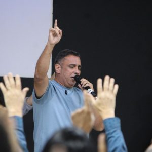 Mais de 19 mil horas de oração despertam mover em Olinda (PE)