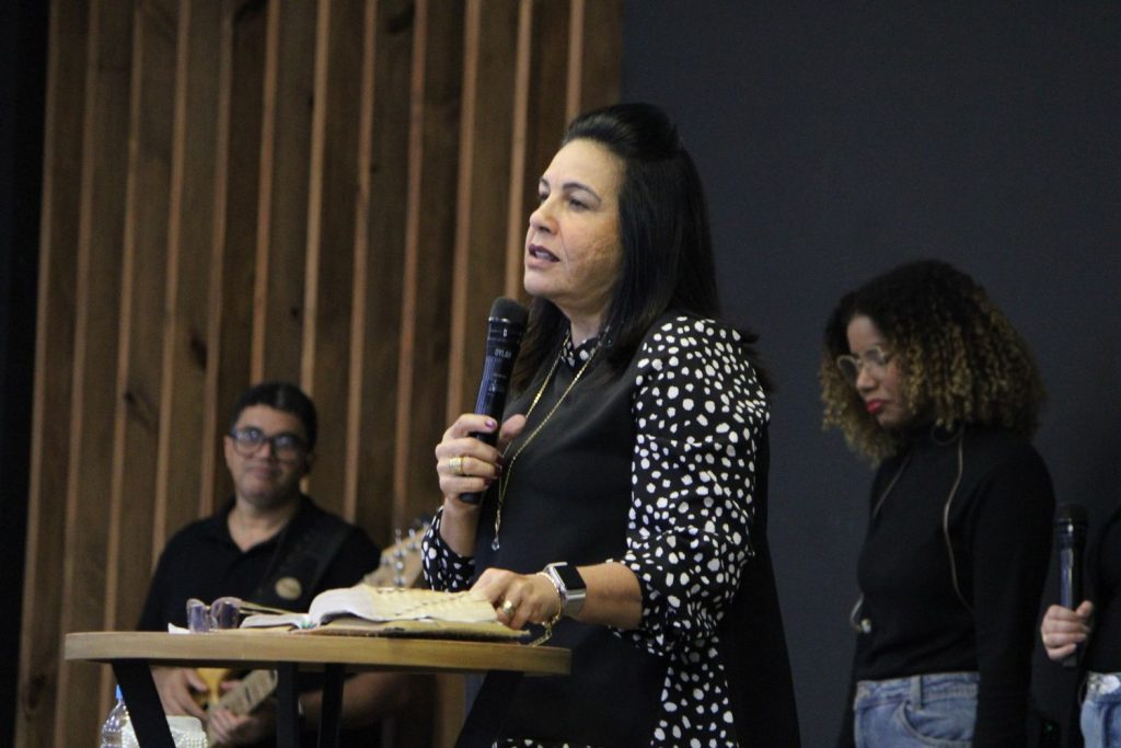 Mais de 19 mil horas de oração despertam mover em Olinda (PE)