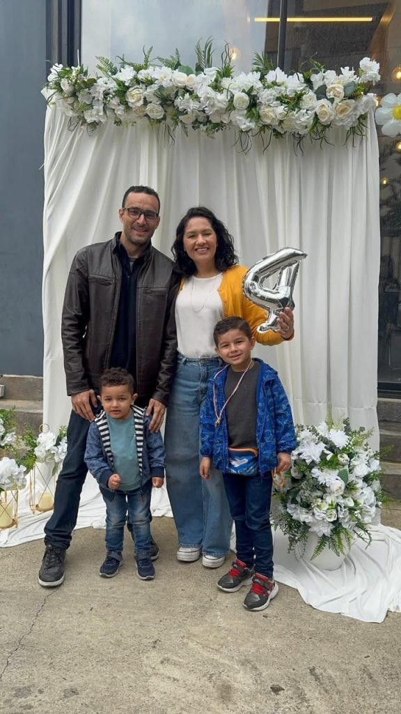 Família Carvalho leva fé e serviço a refugiados no Líbano