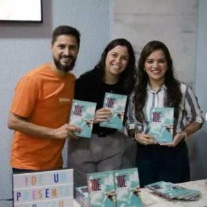 Lançamento do livro no evento