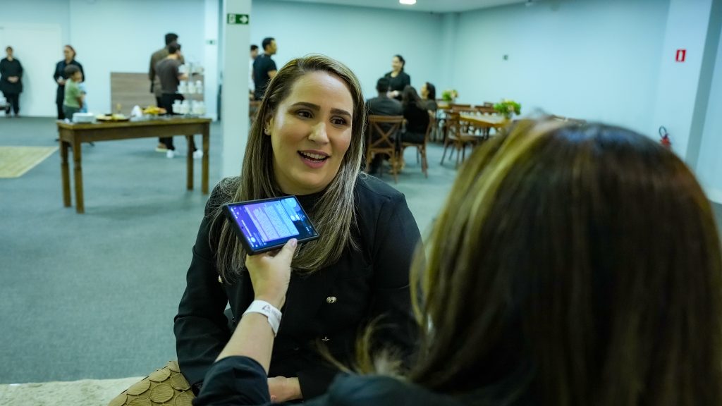 Versão de música latina foi lançada durante evento
