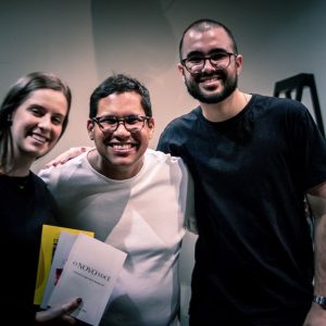 André Martins lançou livro e inspirou mensagem de identidade