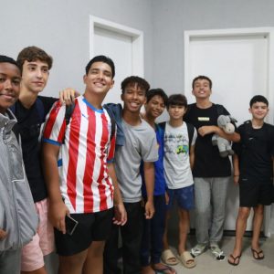 Evento despertou adolescentes para a comunhão com Deus
