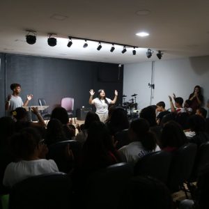 Evento despertou adolescentes para a comunhão com Deus