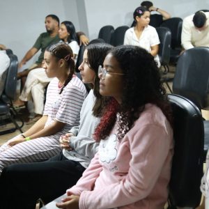 Evento despertou adolescentes para a comunhão com Deus