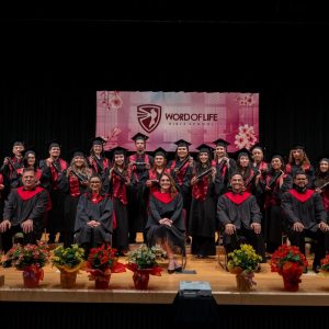 Uma nova estação floresce na Escola Bíblica em Okazaki