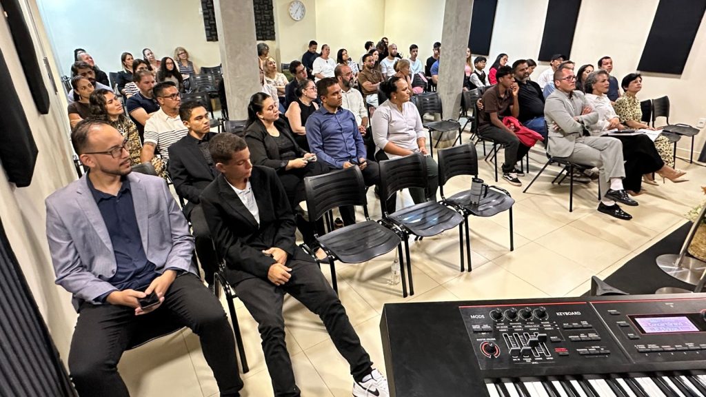 Igreja comemorou 4 anos com mensagens de fé e crescimento