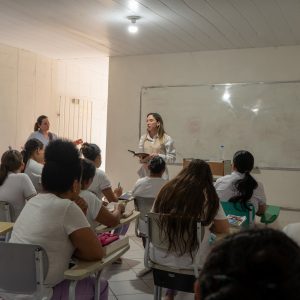 Juliana Borba participou de ação em presídio de Campina Grande (PB)