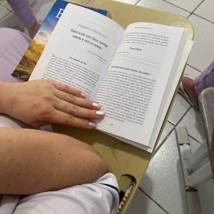 Juliana Borba participou de ação em presídio de Campina Grande (PB)