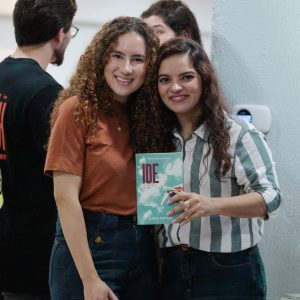 Luana Mayara lançou terceiro livro com foco em evangelismo
