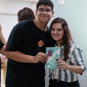 Luana Mayara lançou terceiro livro com foco em evangelismo