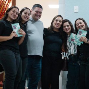 Luana Mayara lançou terceiro livro com foco em evangelismo