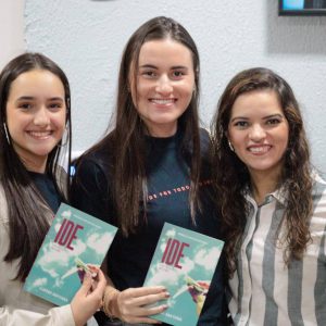 Luana Mayara lançou terceiro livro com foco em evangelismo