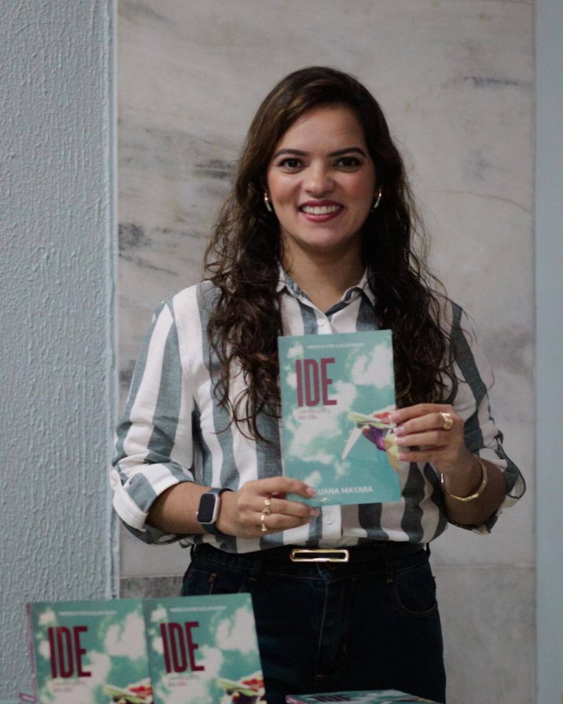 Luana Mayara lançou terceiro livro com foco em evangelismo